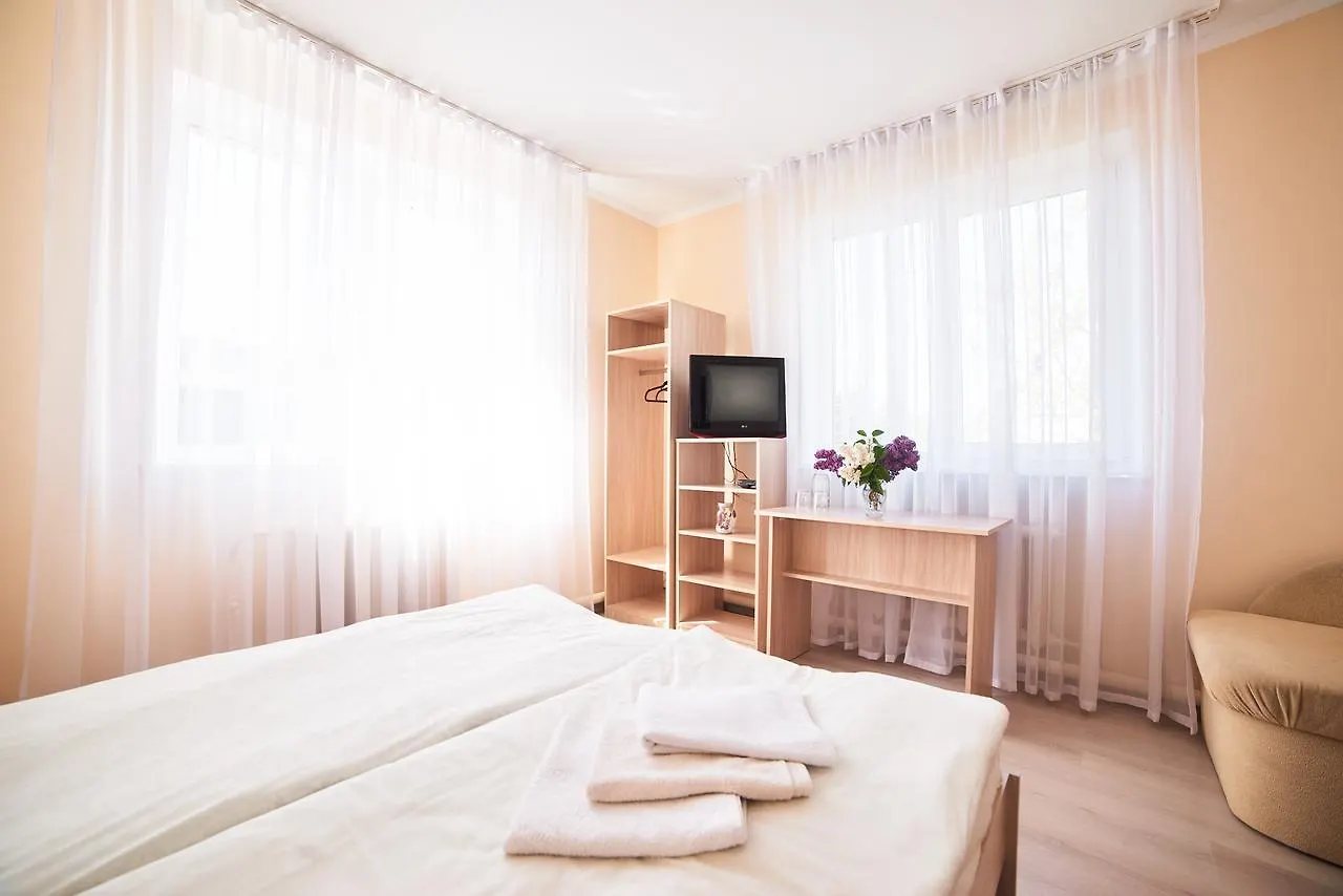 Green Hill Bryukhovychi Guest house